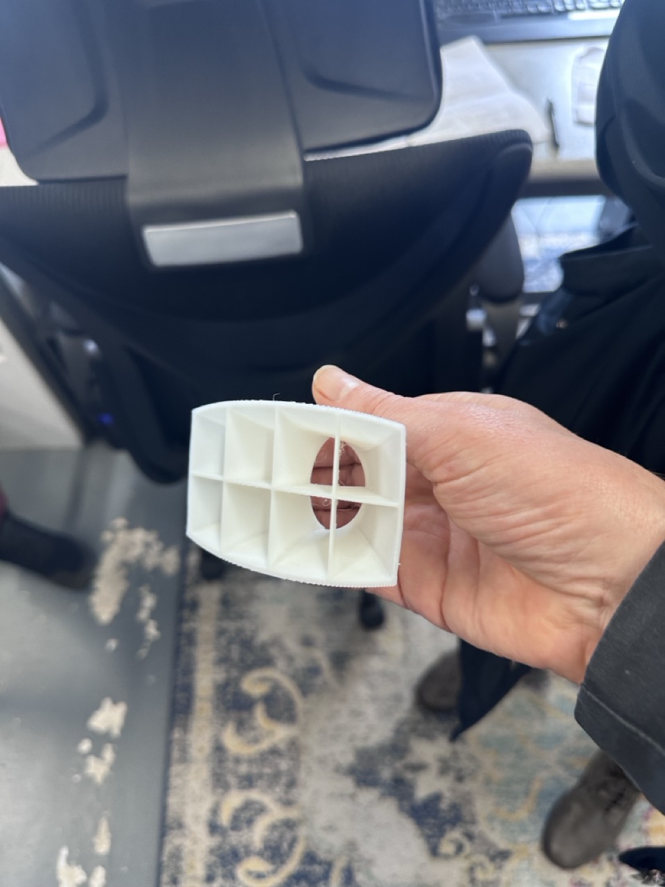 An example of a miniature 3D printed flared horn.