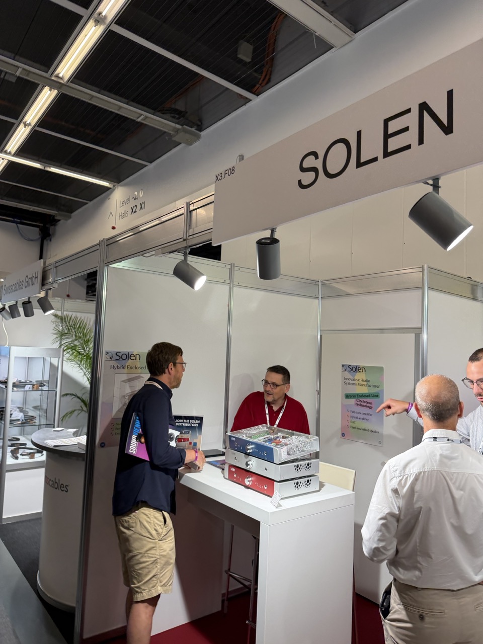 Meeting a unique manufacturer from France, Solen. Plenty of interesting things going on there.